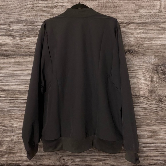 NWT Men’s Adidas Lightweight Jacket - Picture 5 of 5